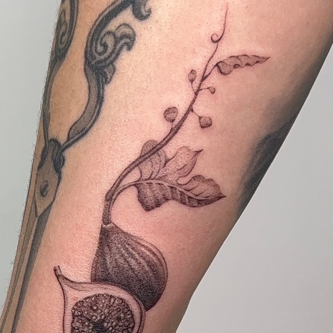 Tattoo by @_inkedbybre — realism, dotwork