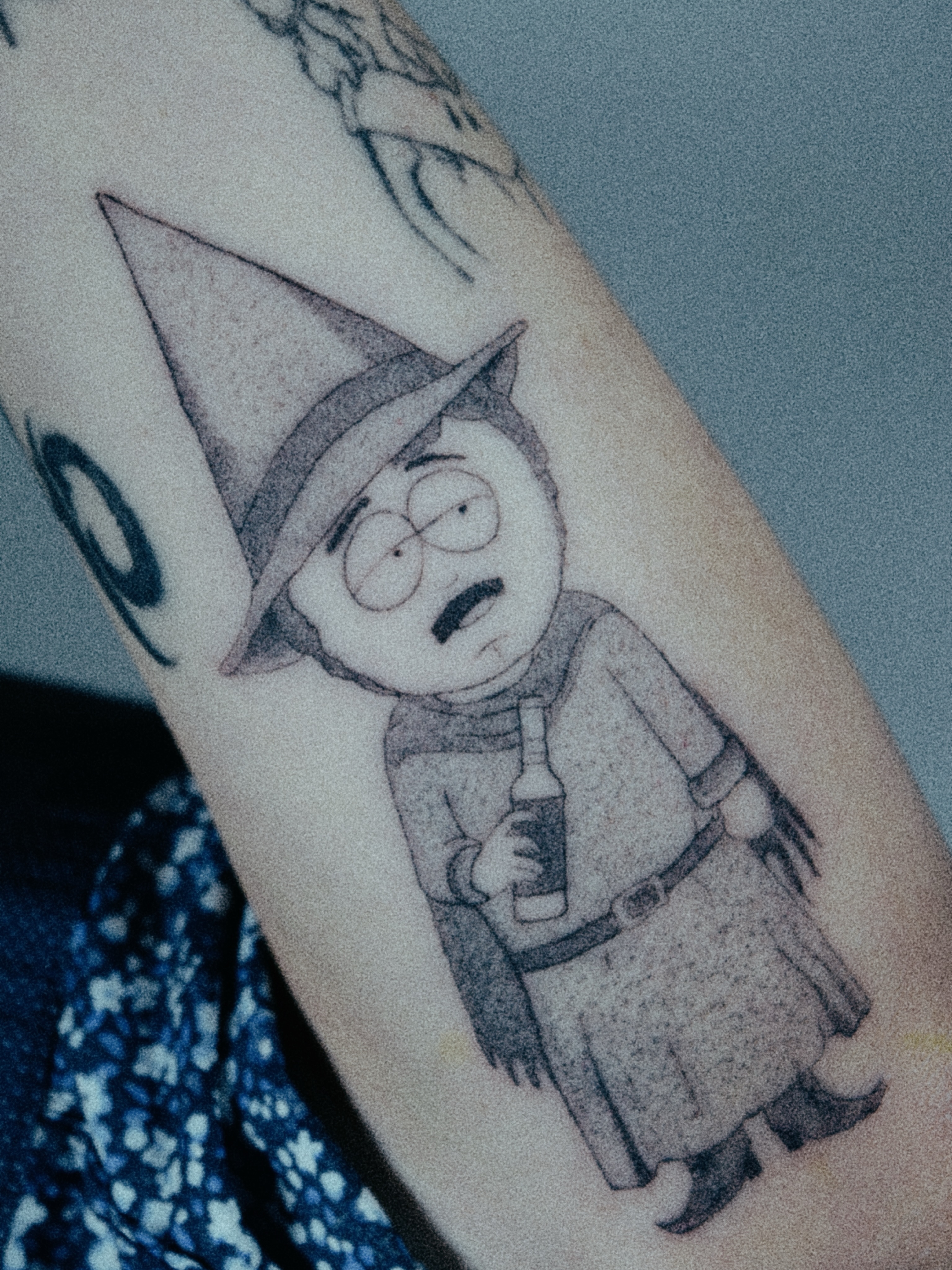 Tattoo by @maalaacaaraa — black_and_grey
