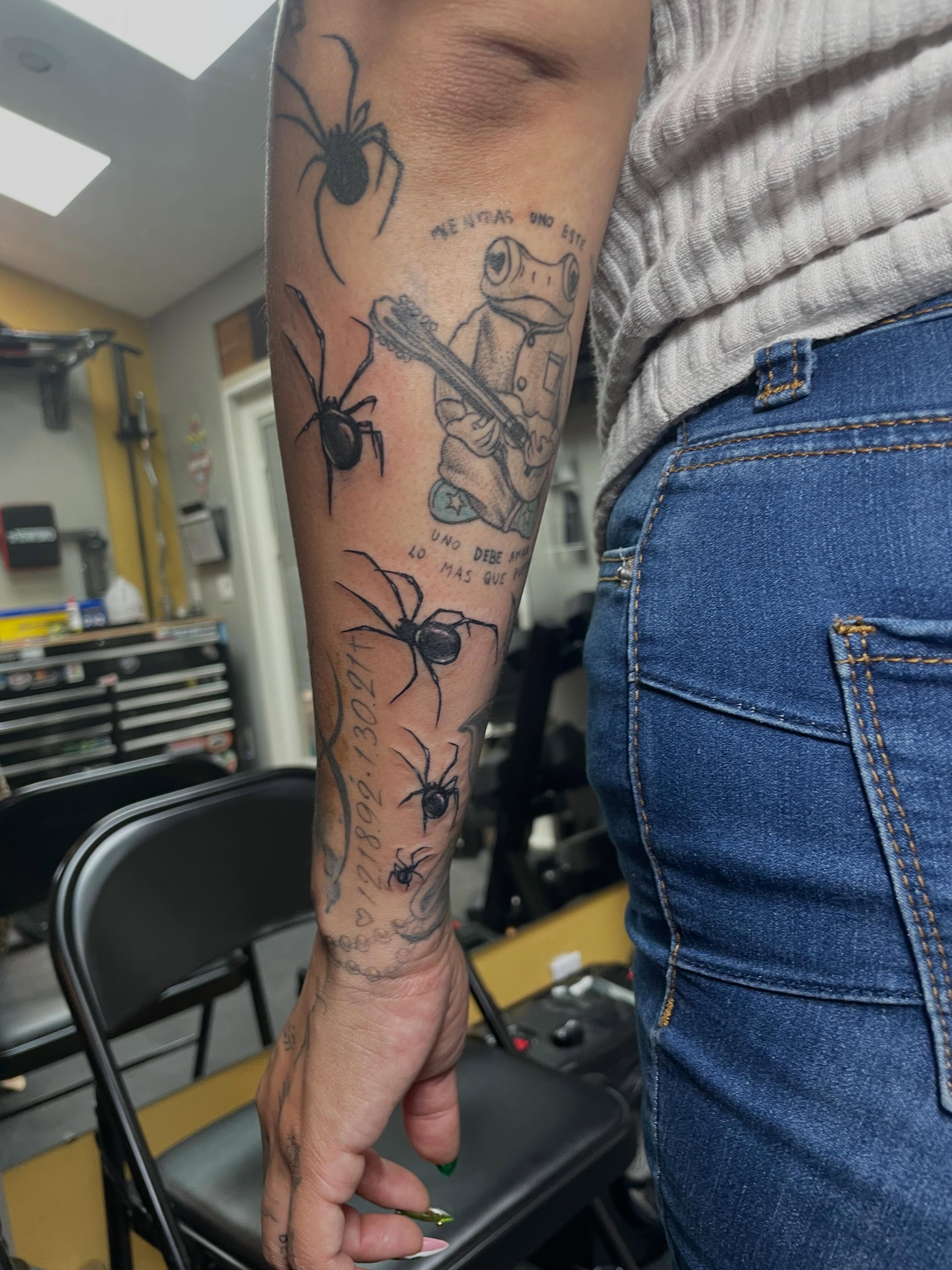 Tattoo by @lj._tattoos — black_and_grey