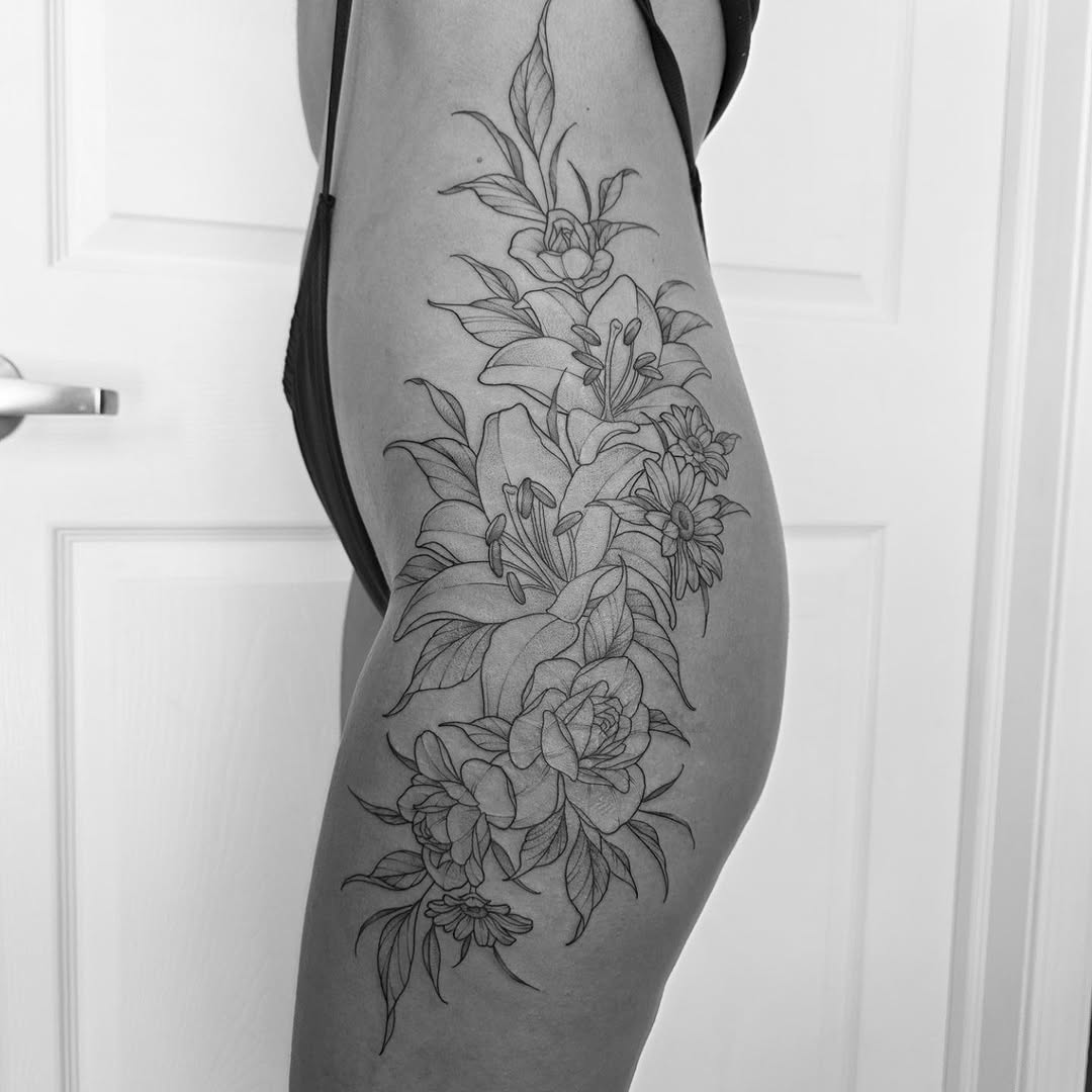 Tattoo by @letdanipokeyou — fine_line