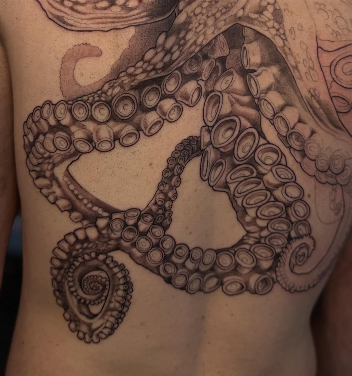 Tattoo by @stinkylizardtattoos — black_and_grey
