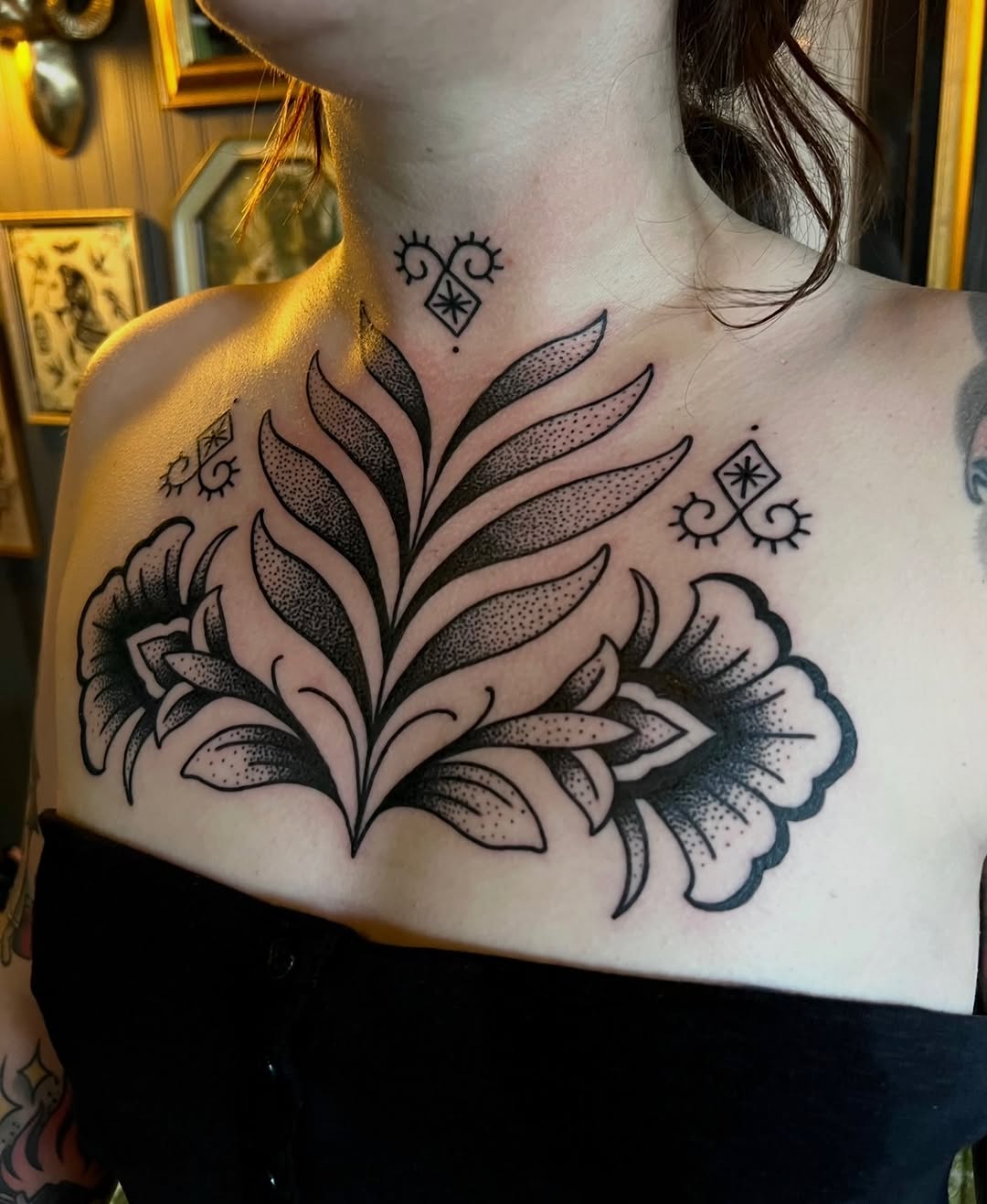 Tattoo by @michelle.chamerlik โ dotwork, blackwork