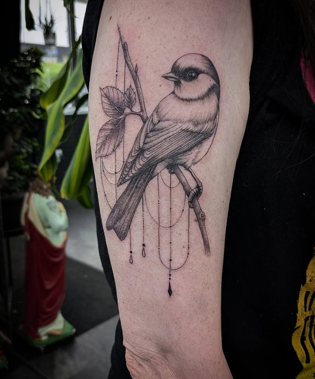 Tattoo by @alizee_tattoo — fine_line, dotwork