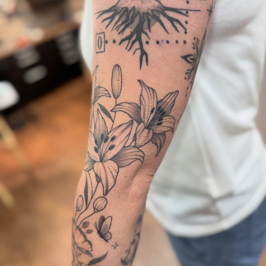 Tattoo by @tattoosbyjuju_ — black_and_grey, realism