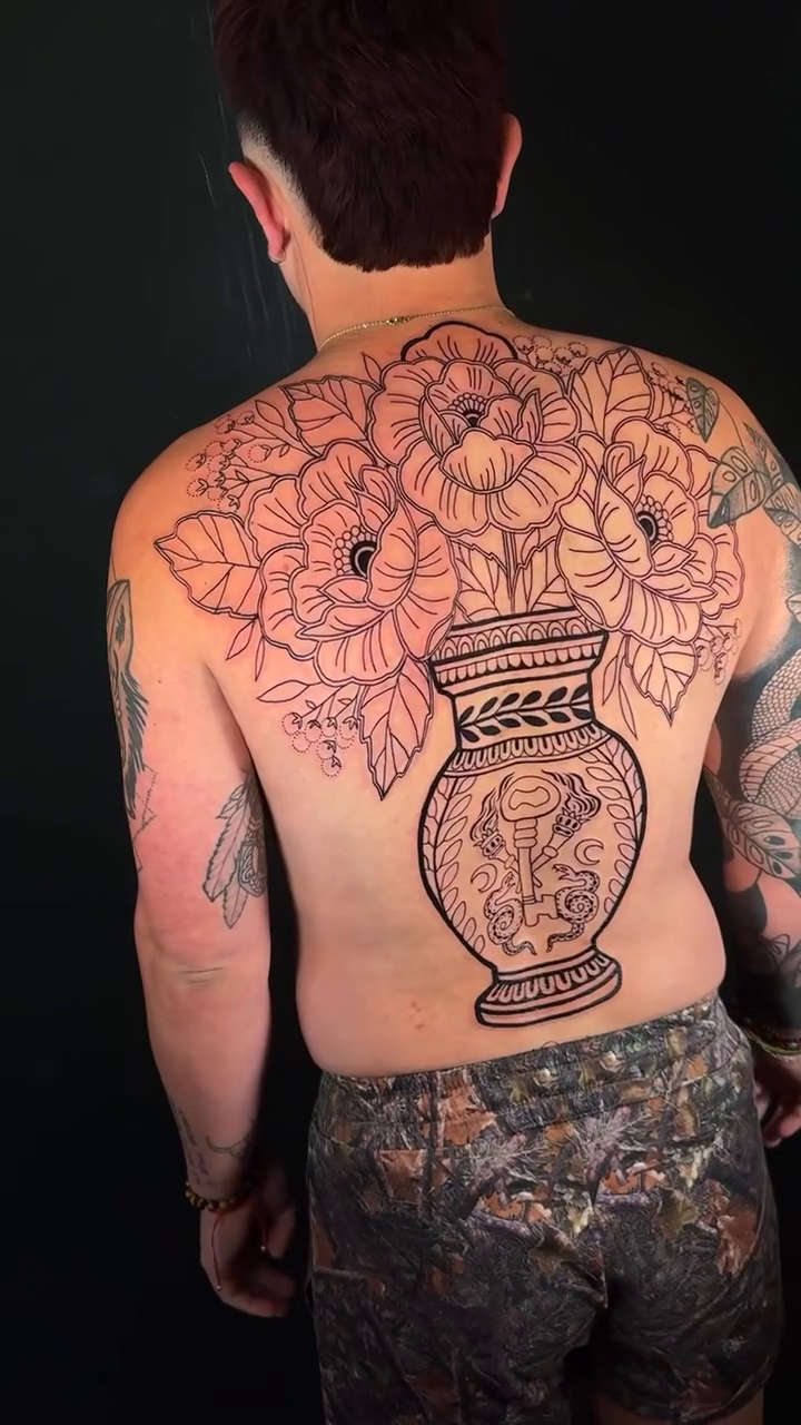 Tattoo by @anniemesstattoo — black_and_grey, realism