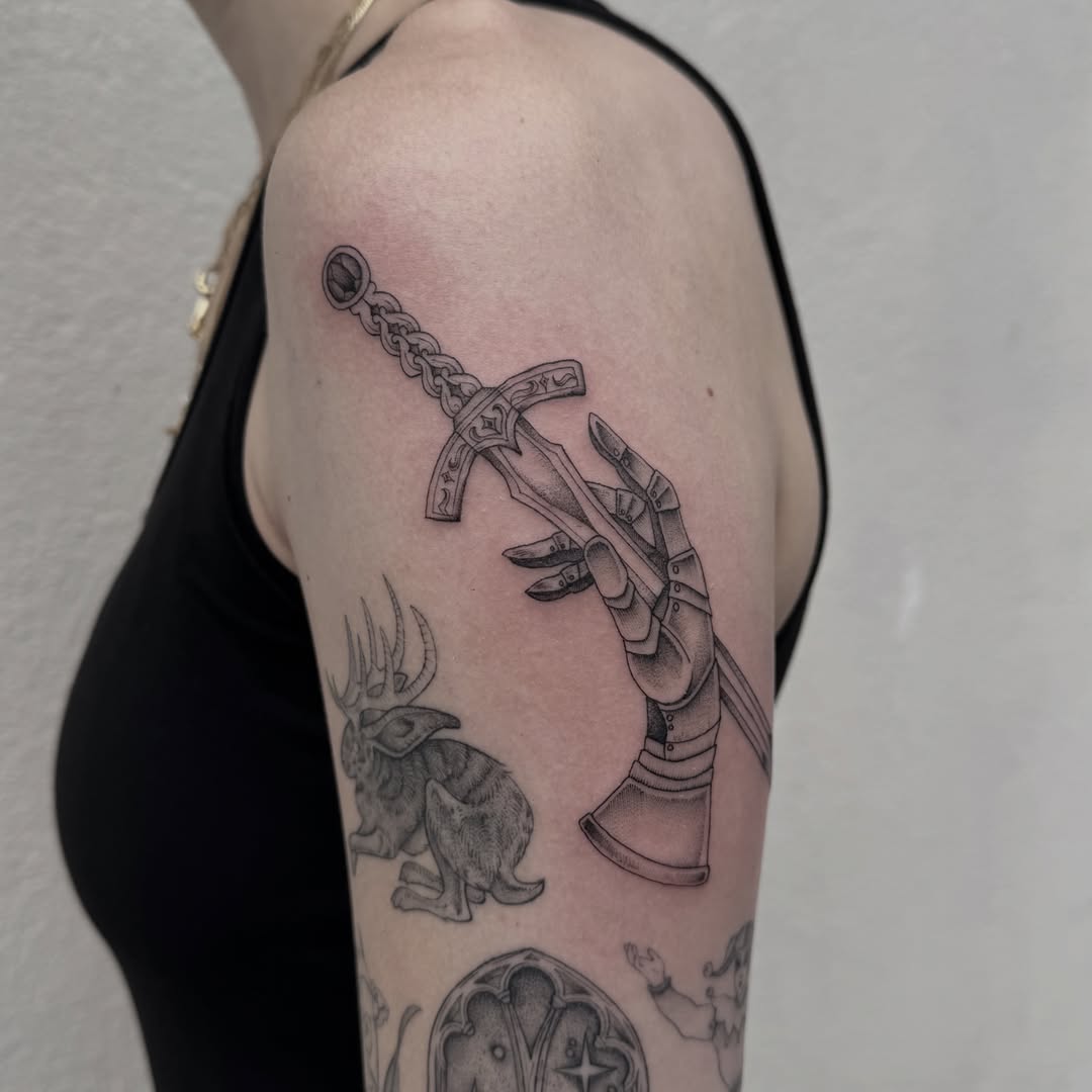 Tattoo by @madisonpaigedavenport — black_and_grey, realism
