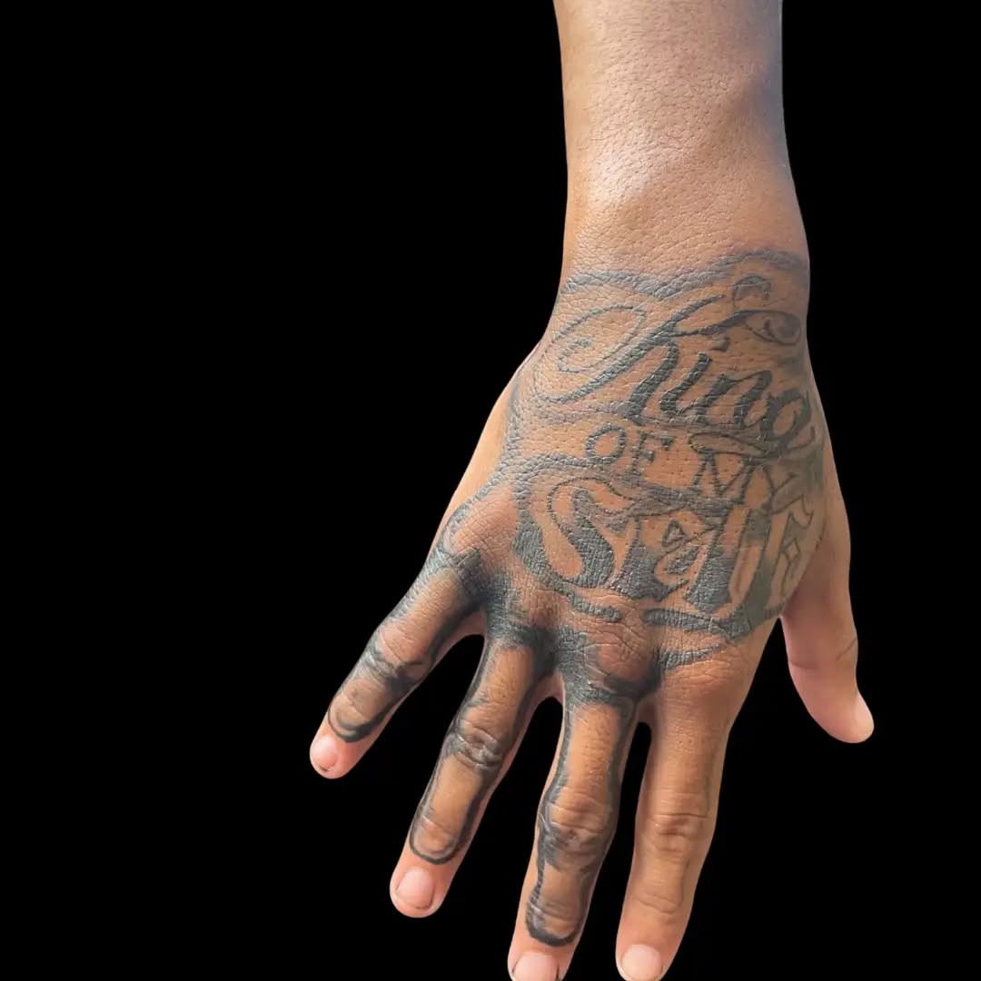 King of My Self lettering lettering tattoo on the hand by Hood