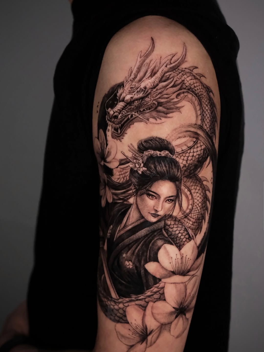 Geisha and dragon Japanese tattoo on the forearm by Da-An ･ﾟ✧ 다 안 𓇬˖