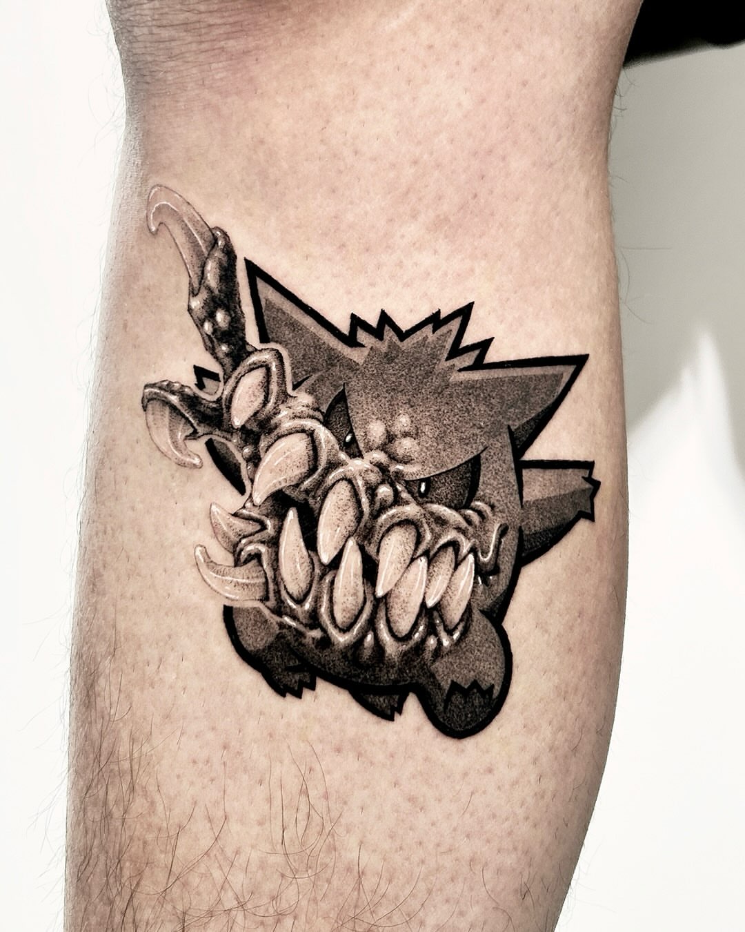 Tattoo by @sailor_solar_ — black_and_grey, geometric