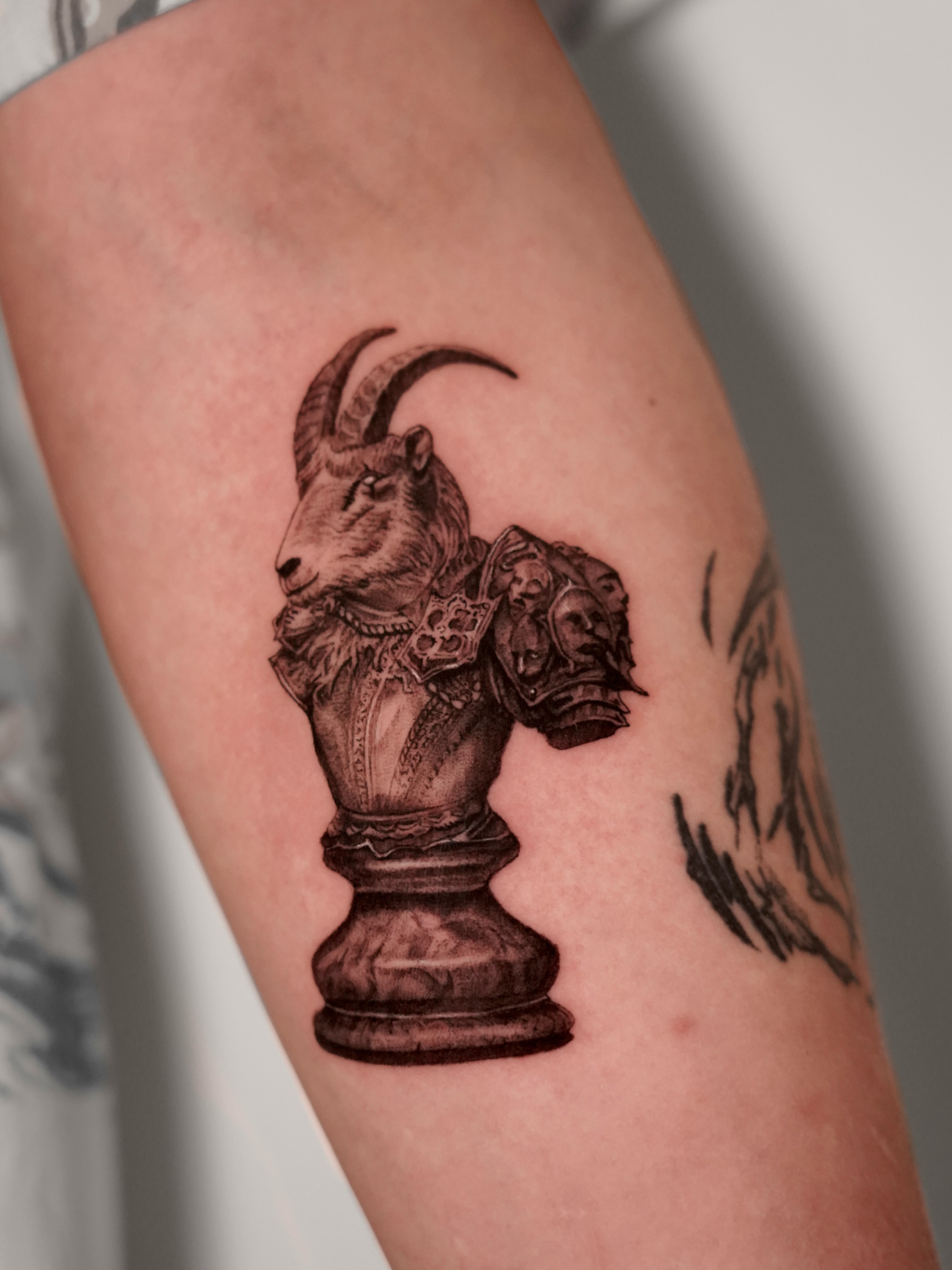Tattoo by @2erotatt2 — black_and_grey, realism