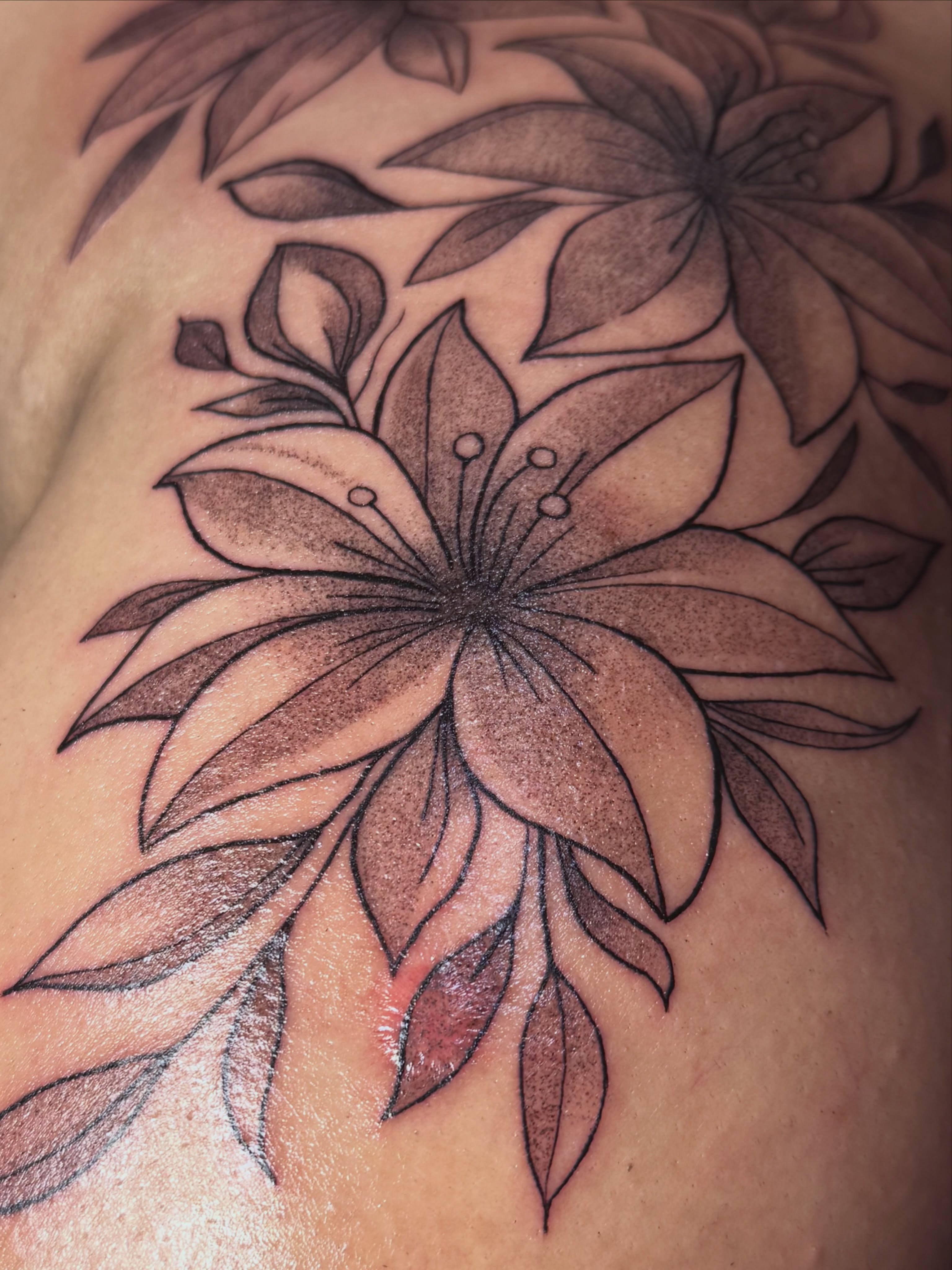 Tattoo by @sosie.tattoo โ dotwork