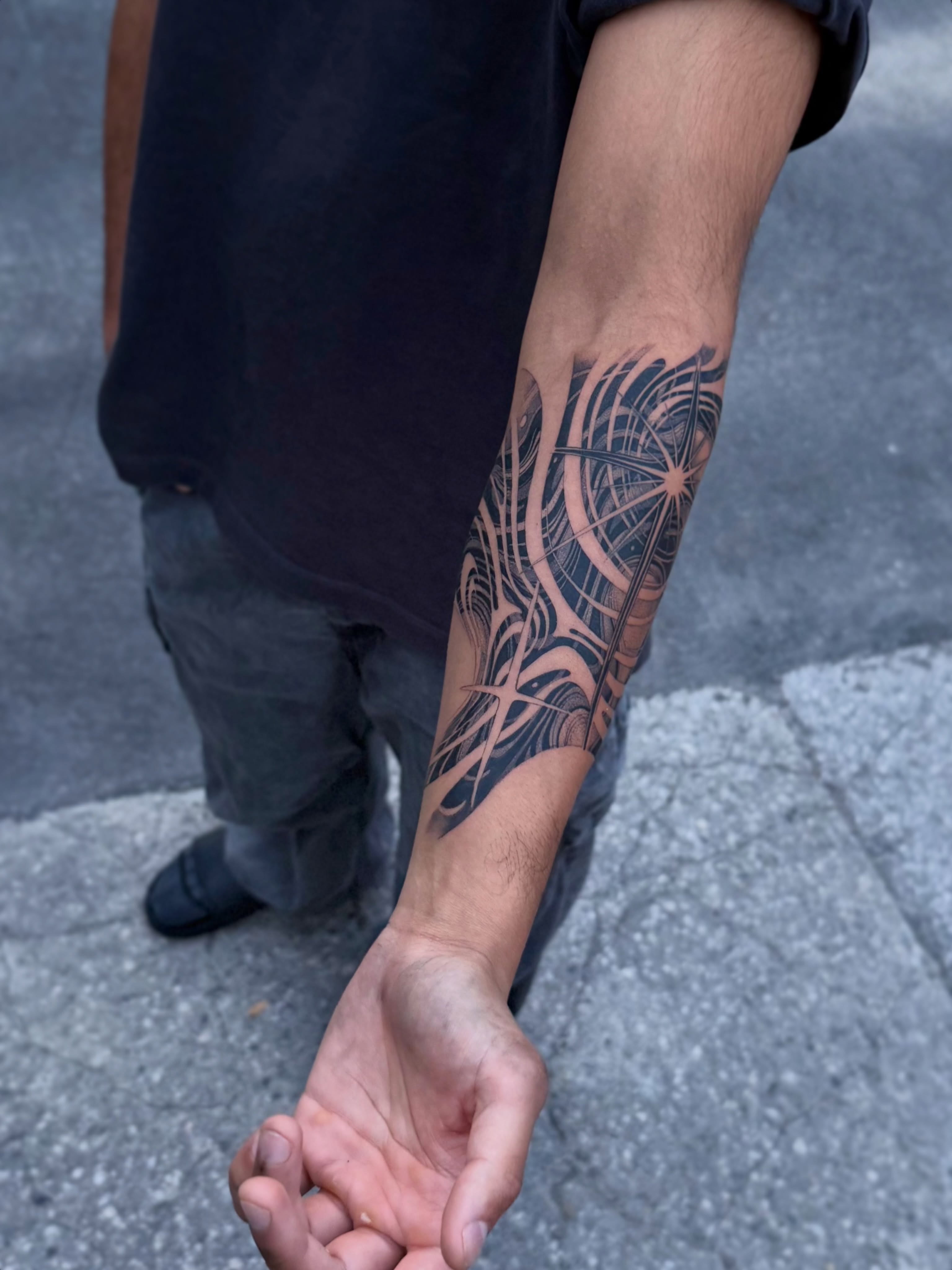 Geometric pattern geometric tattoo on the forearm by Vold