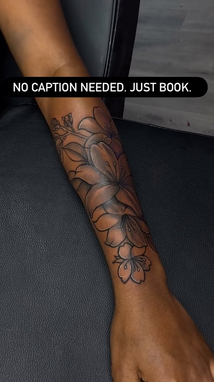 Floral sleeve tattoo fine line tattoo on the upper arm by Mariš¤, Chicago, Illinois