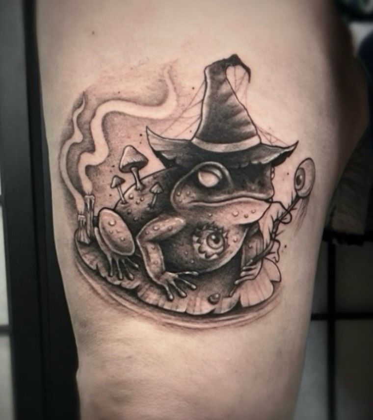 Tattoo by @leawhite_tattoos — black_and_grey, realism