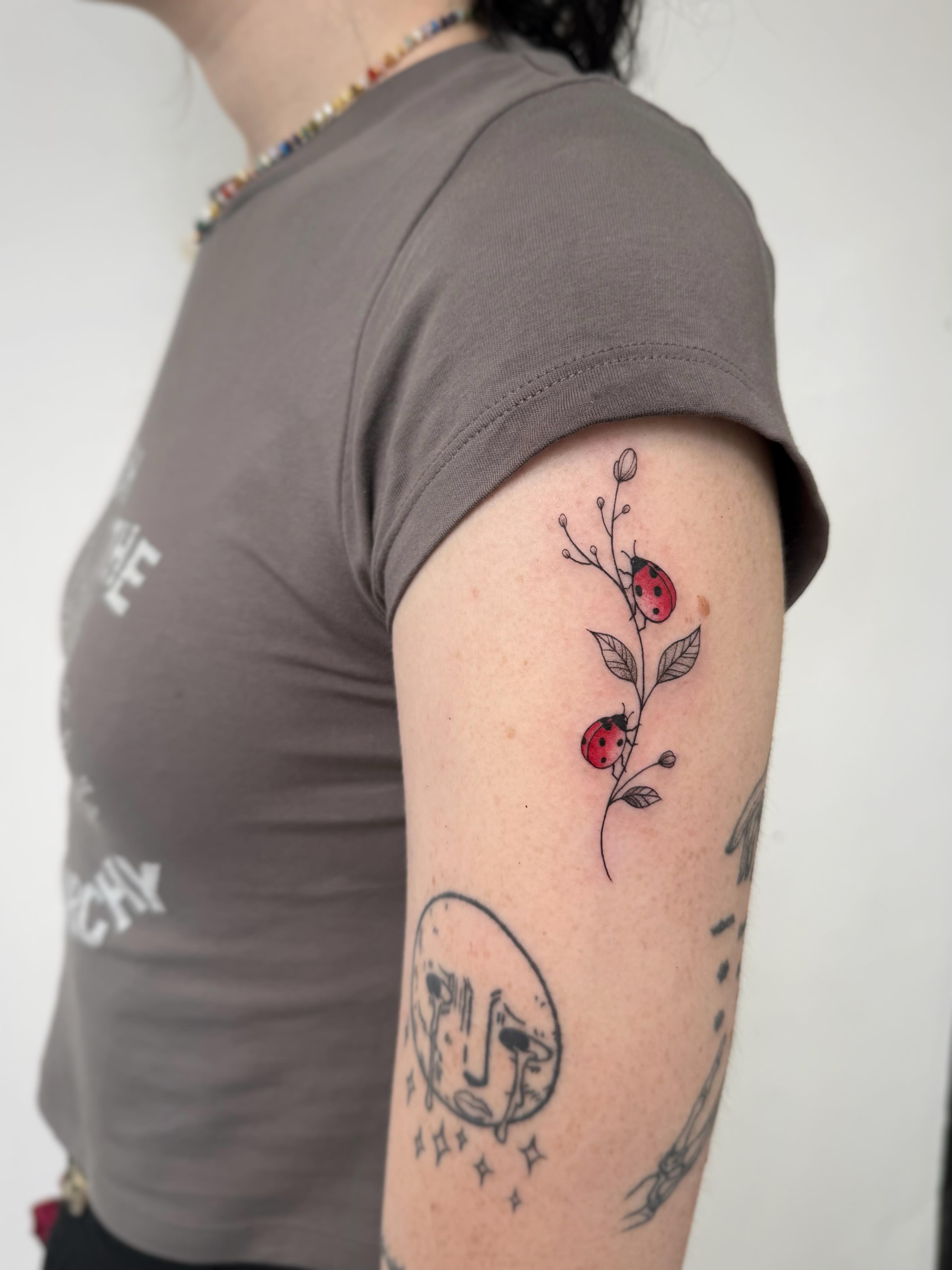 Tattoo by @naleak_tattoo — minimalist