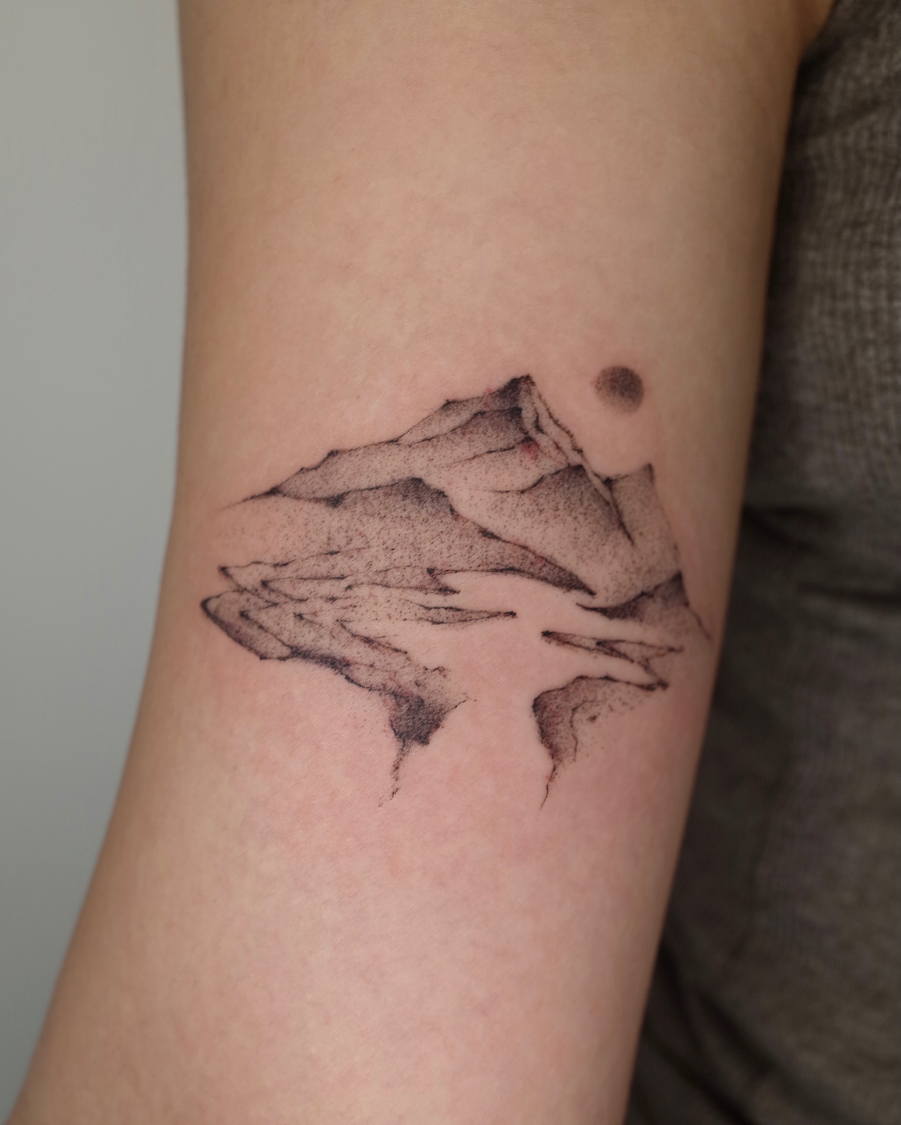 Tattoo by @havefun_tattoo — dotwork