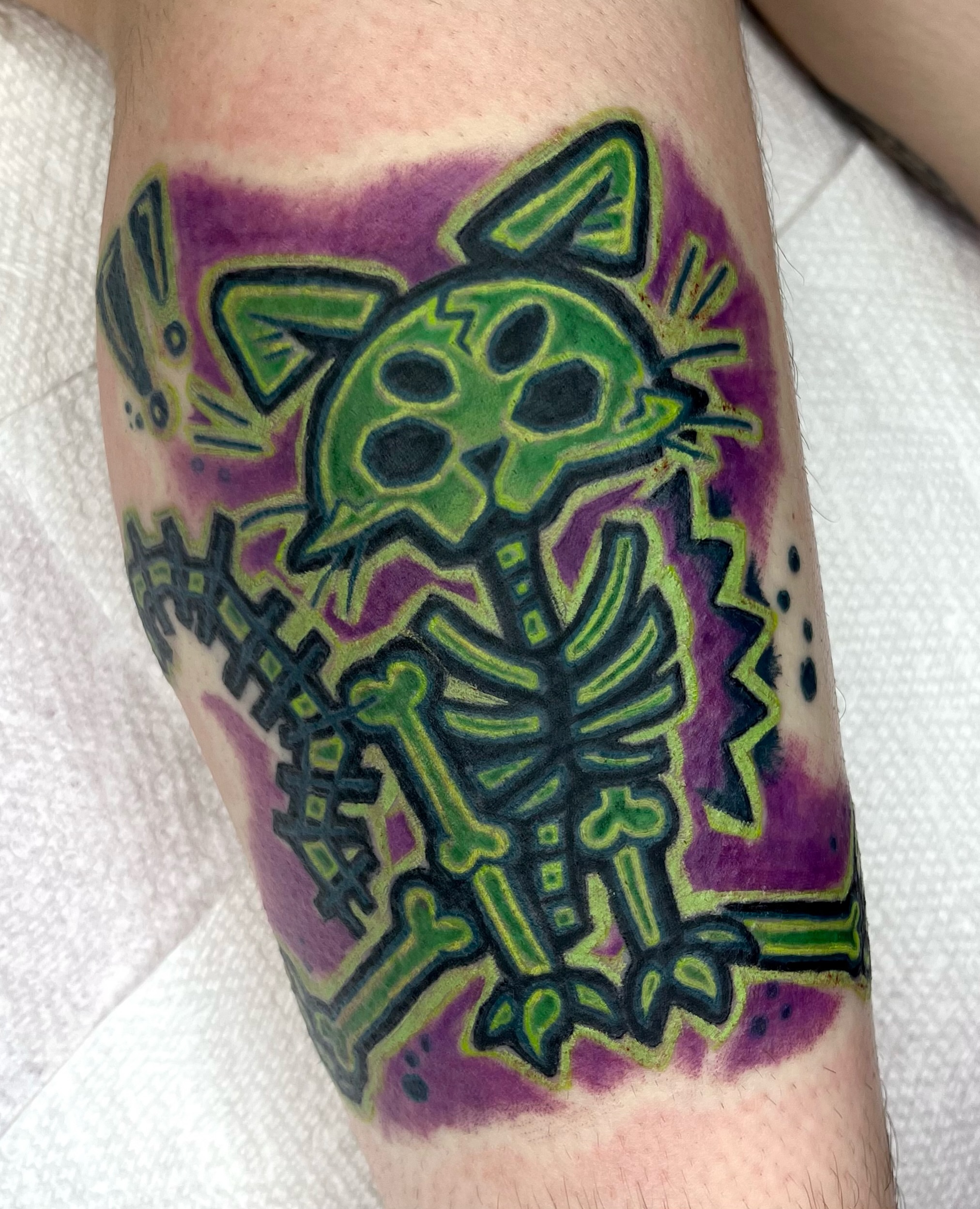 Tattoo by @oliveoiltattoos โ trash_polka