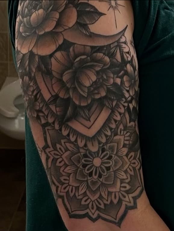 Tattoo by @beccadoodletattoos — black_and_grey, ornamental