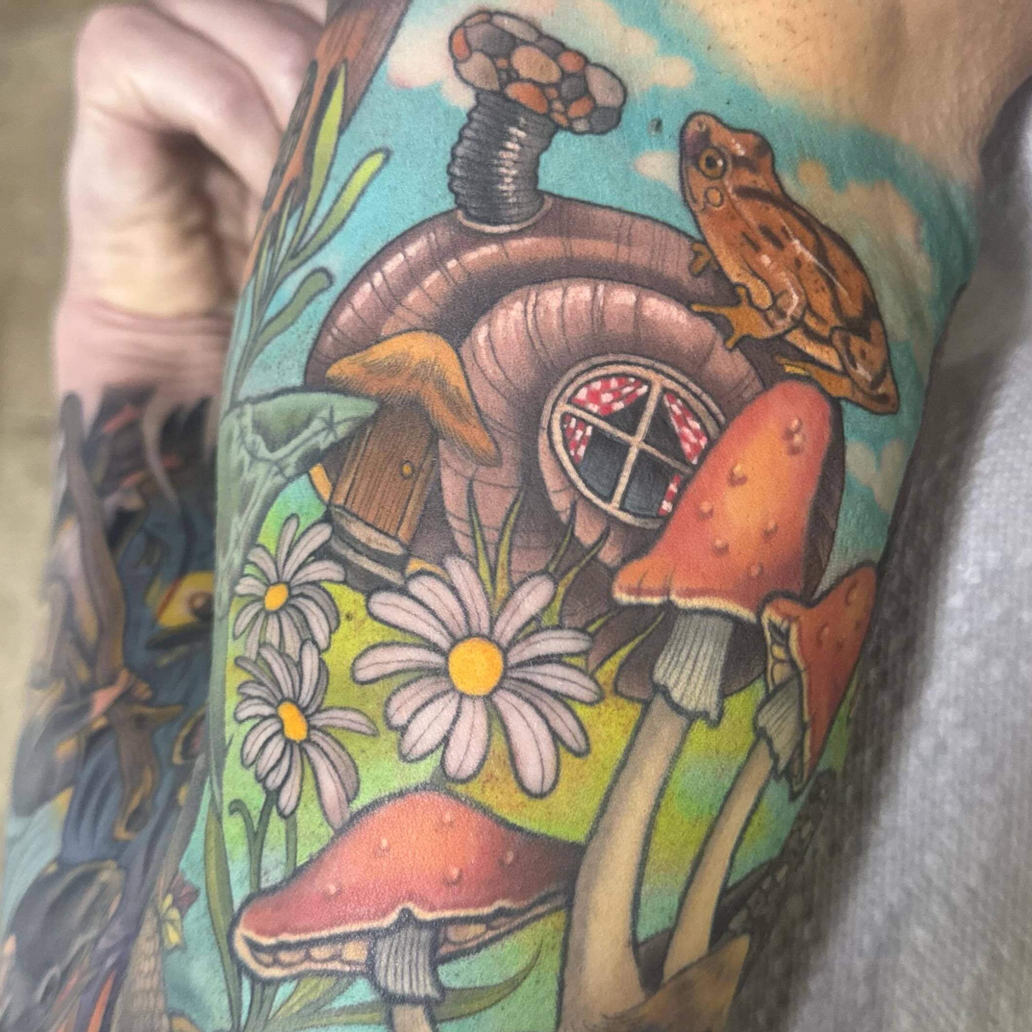Tattoo by @rachelsmithtattoo — new_school, illustrative