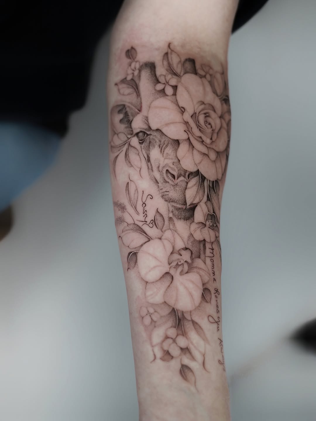 Tattoo by @belfernandezink — black_and_grey, realism