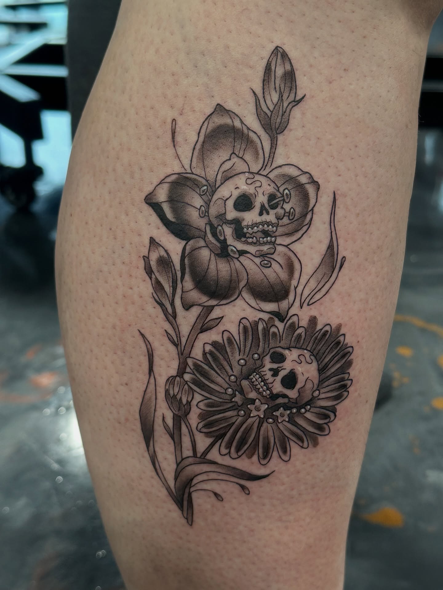 Tattoo by @sierrce — black_and_grey