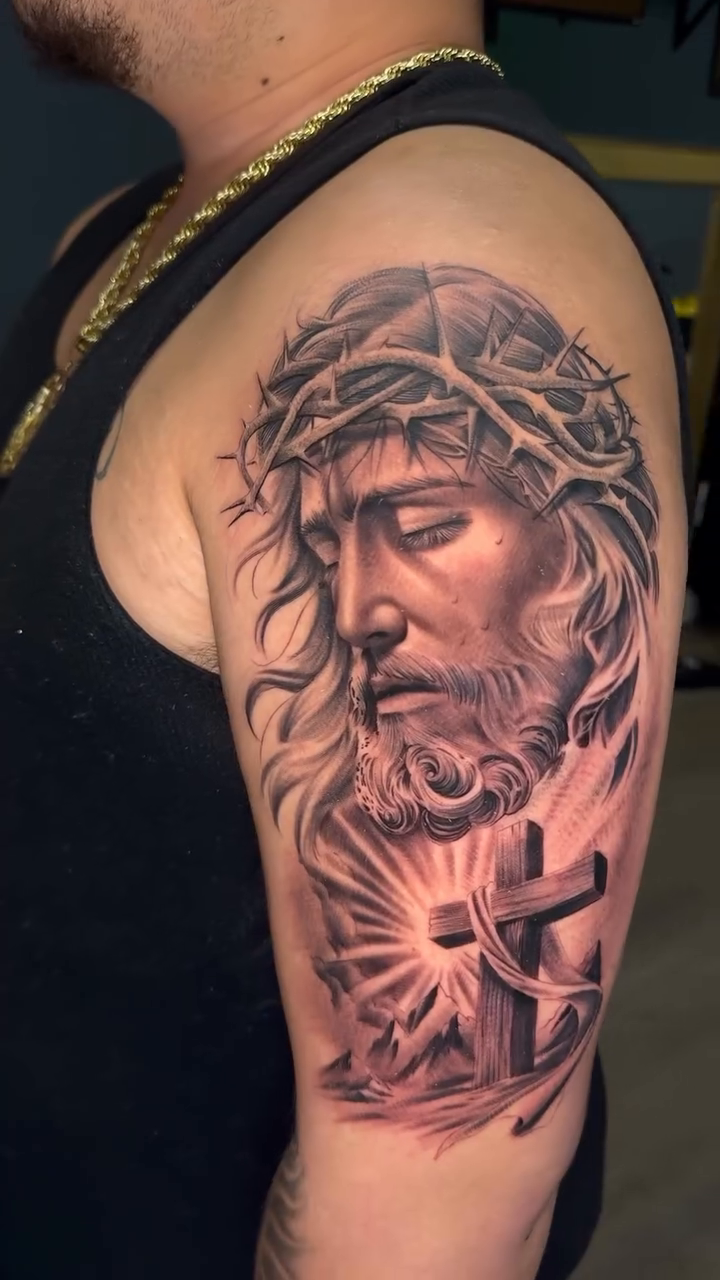Tattoo by @robbie_ramos_tattoos β realism, black_and_grey