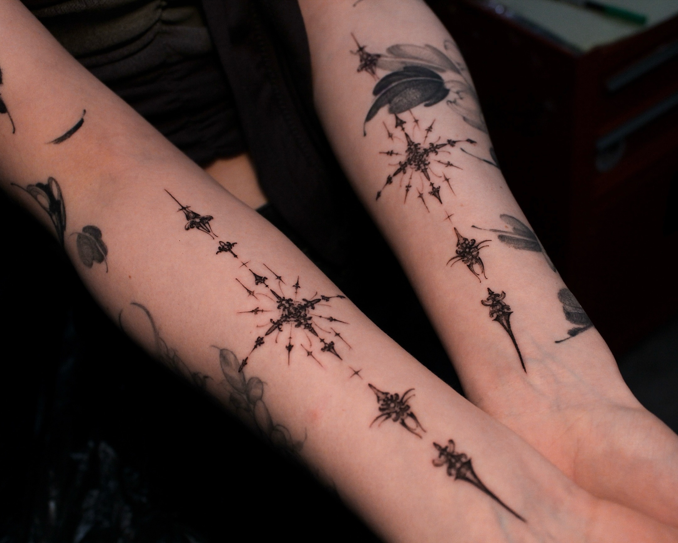 Tattoo by @hynngloomy — geometric