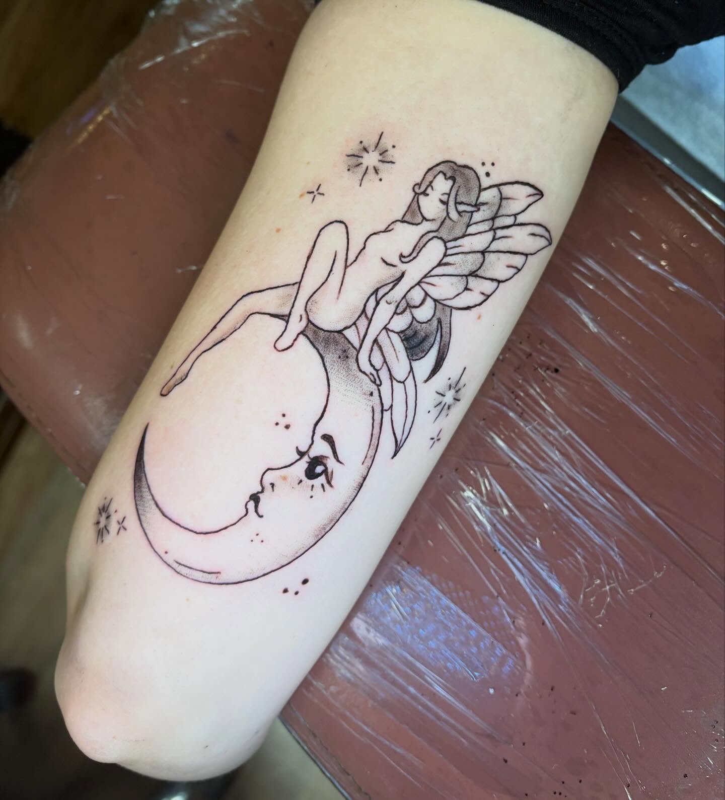Tattoo by @raven.without.wings — dotwork, black_and_grey