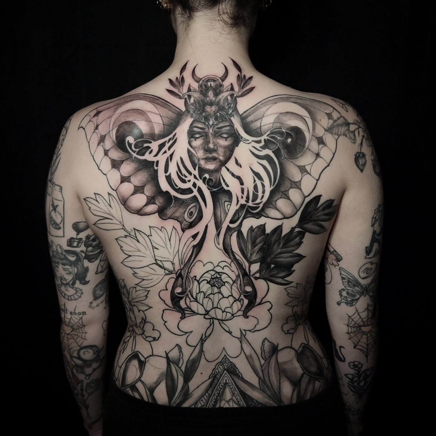 Tattoo by @arthurshail — black_and_grey, illustrative