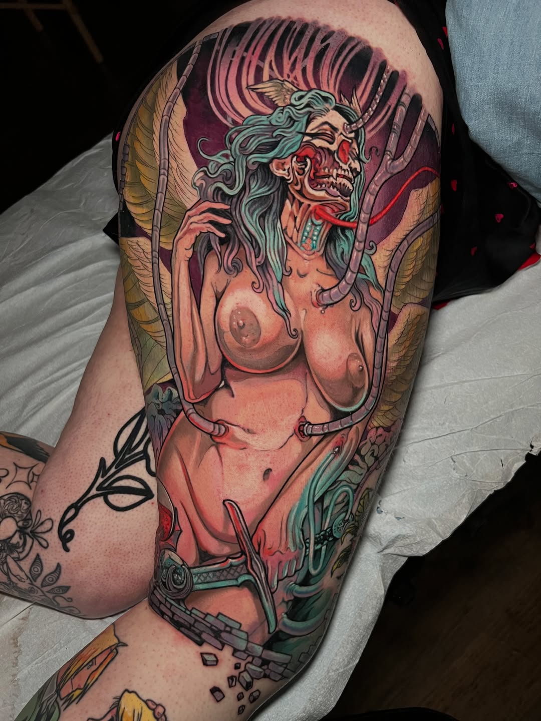 Tattoo by @fredd.chino.tattoos — realism, dark_realism