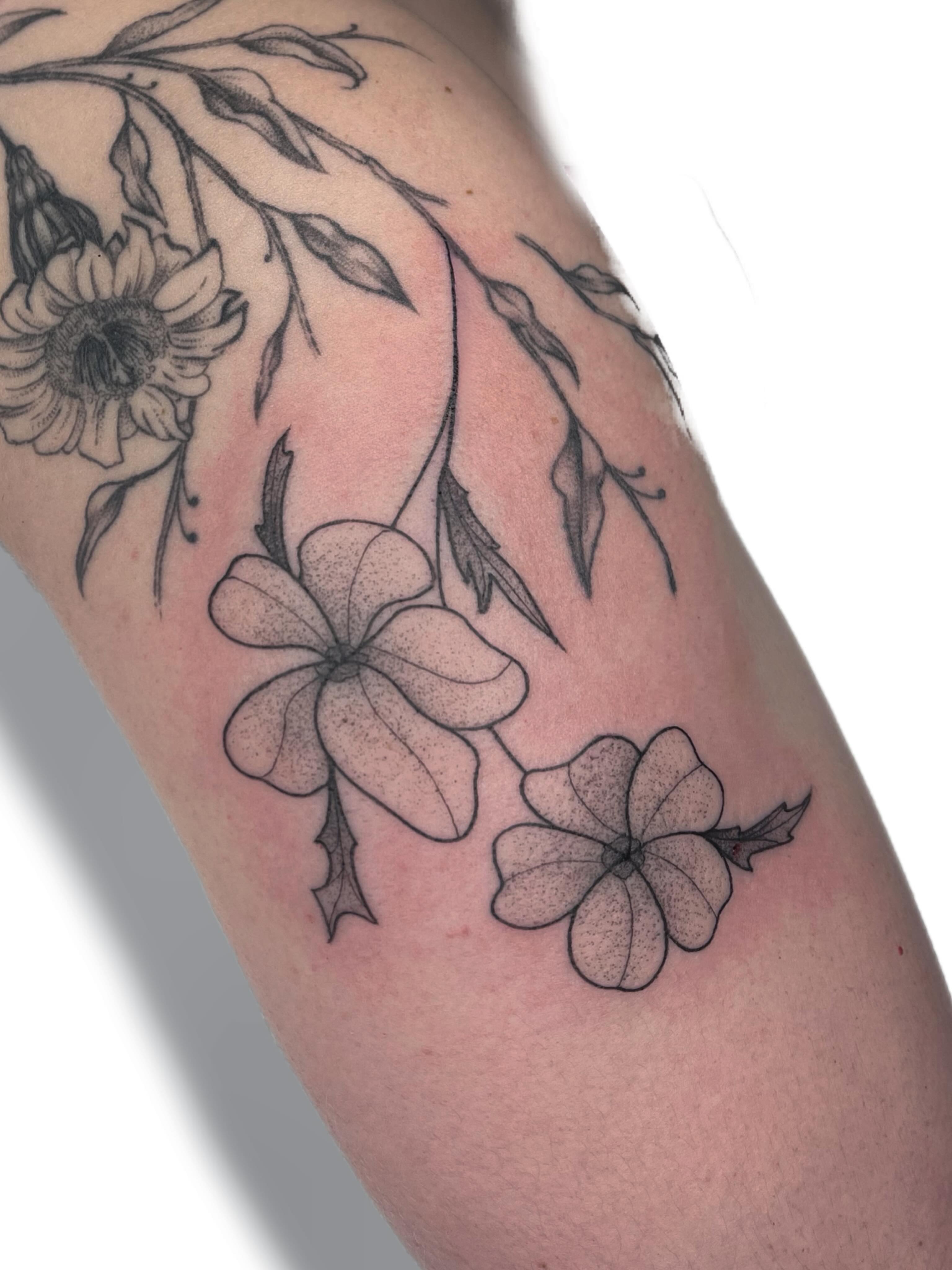 Flowers dotwork tattoo on the forearm by Jules ๐โโฌ, Chicago, Illinois