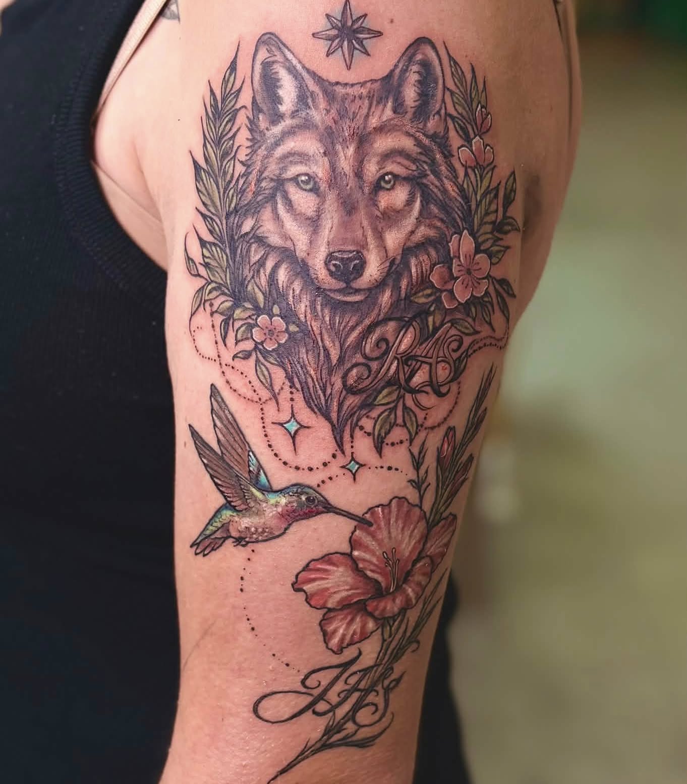 Tattoo by @ciarahofmeisterink — realism, dotwork