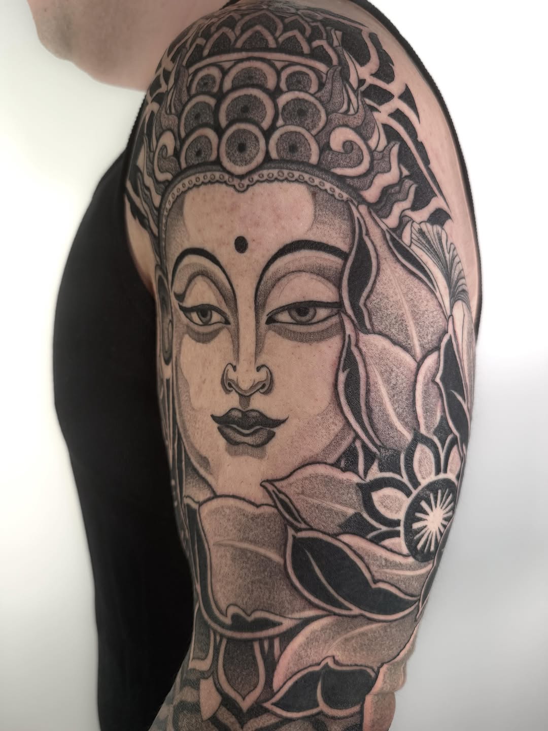 Tattoo by @luna_sea_tattoo — black_and_grey, realism