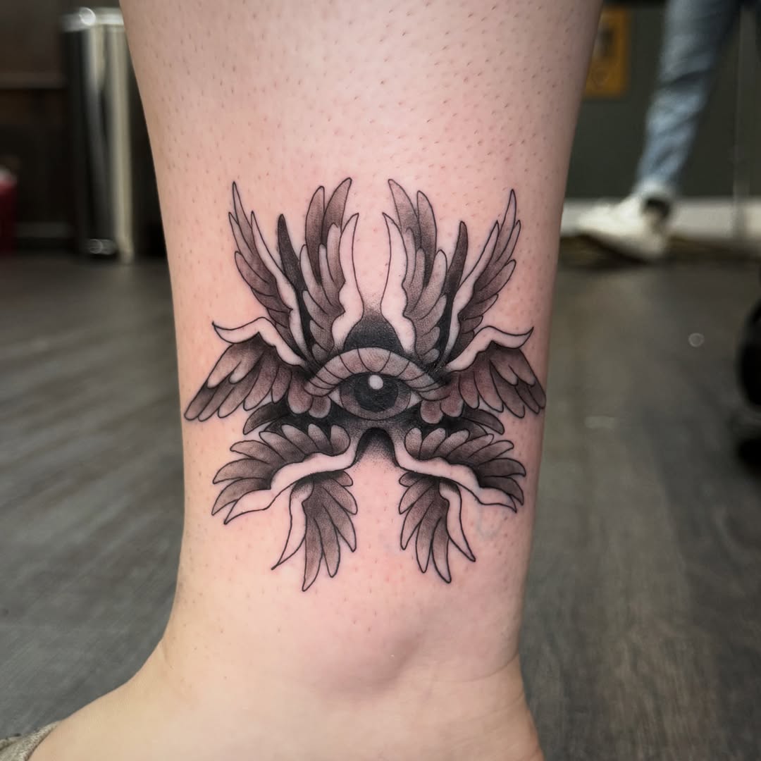 Tattoo by @shoppertattoo — black_and_grey