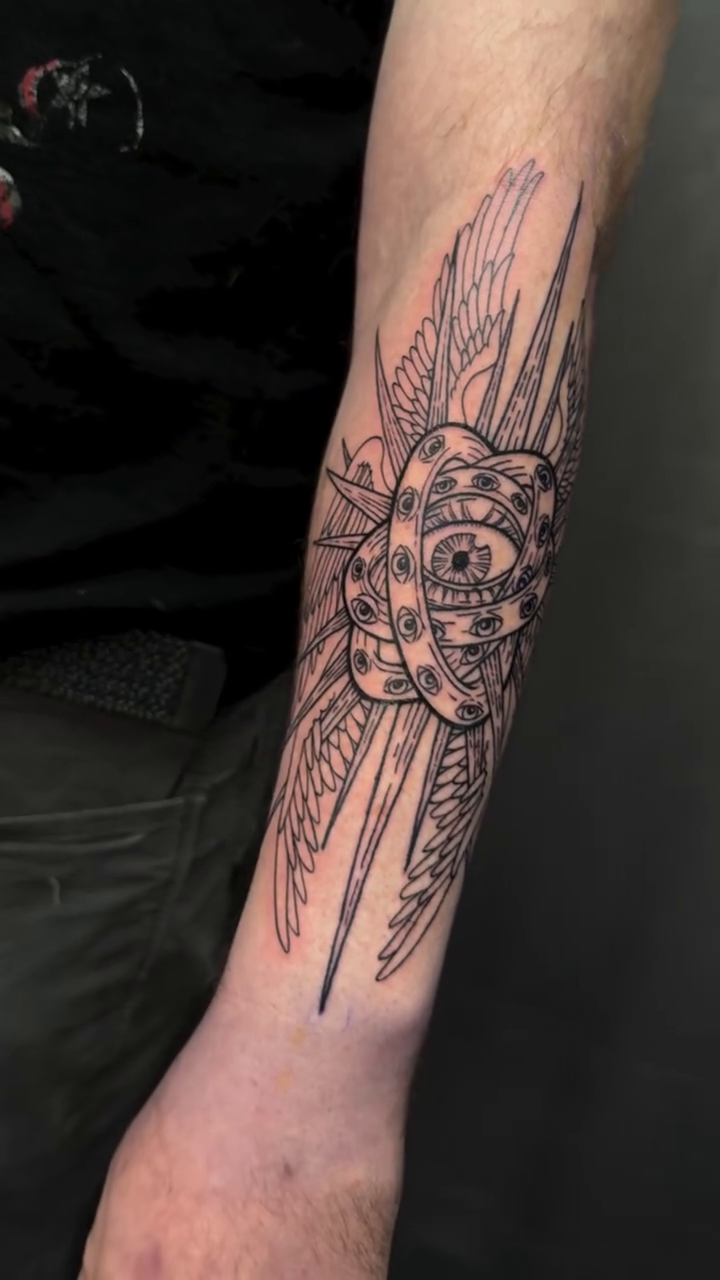 Tattoo by @suda.tattoos — geometric, black_and_grey