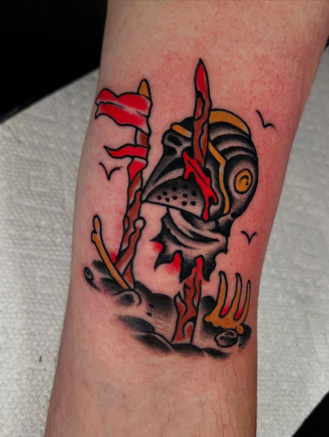 Tattoo by @kit.creates โ american_traditional