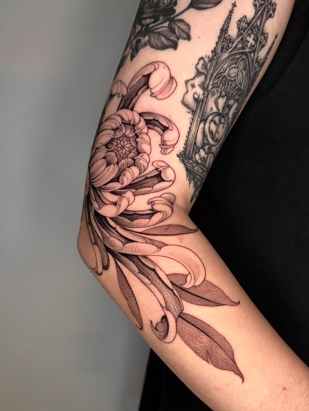 Tattoo by @robbiepina — black_and_grey, realism