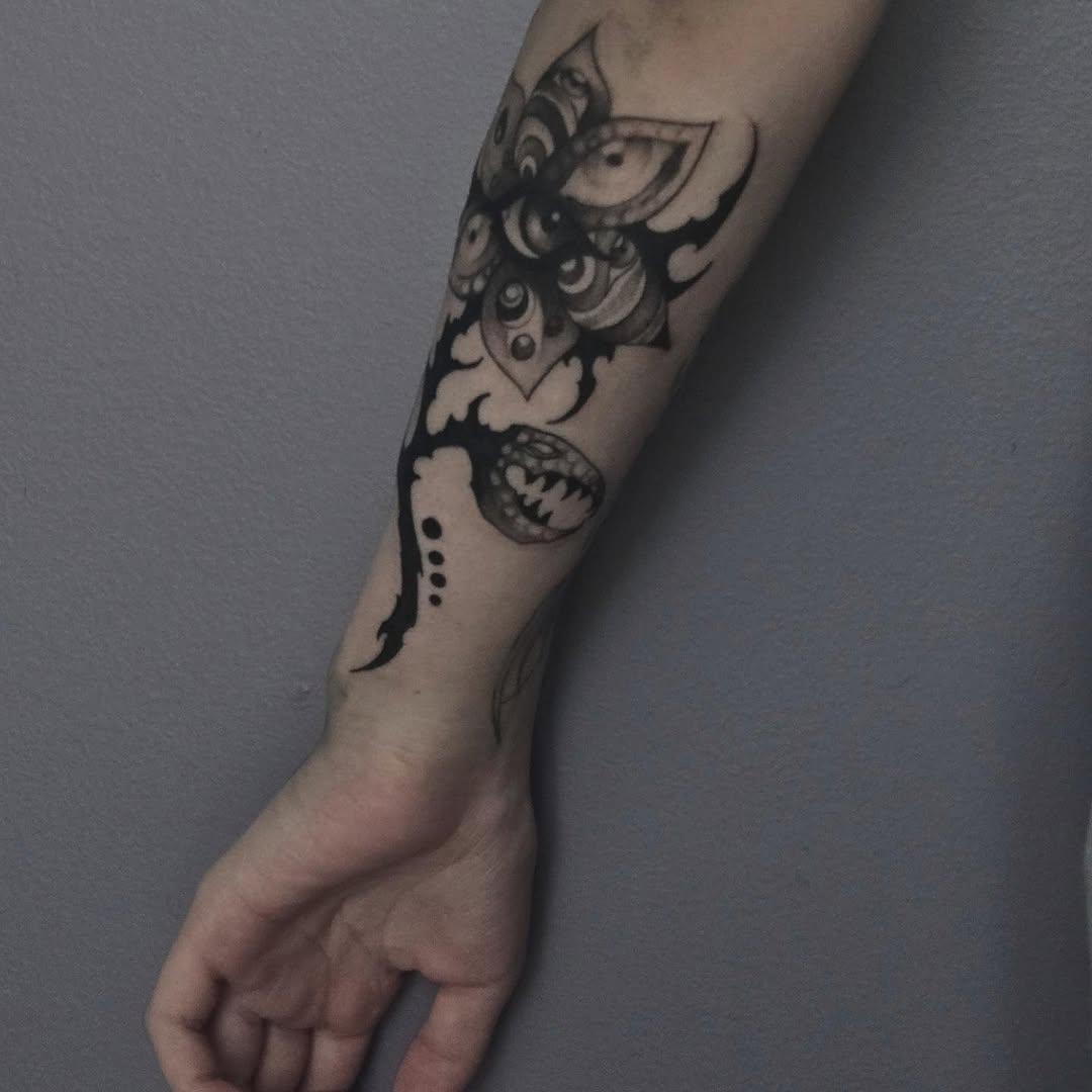 Tattoo by @swampfairie.tattoos — blackwork, dark_realism