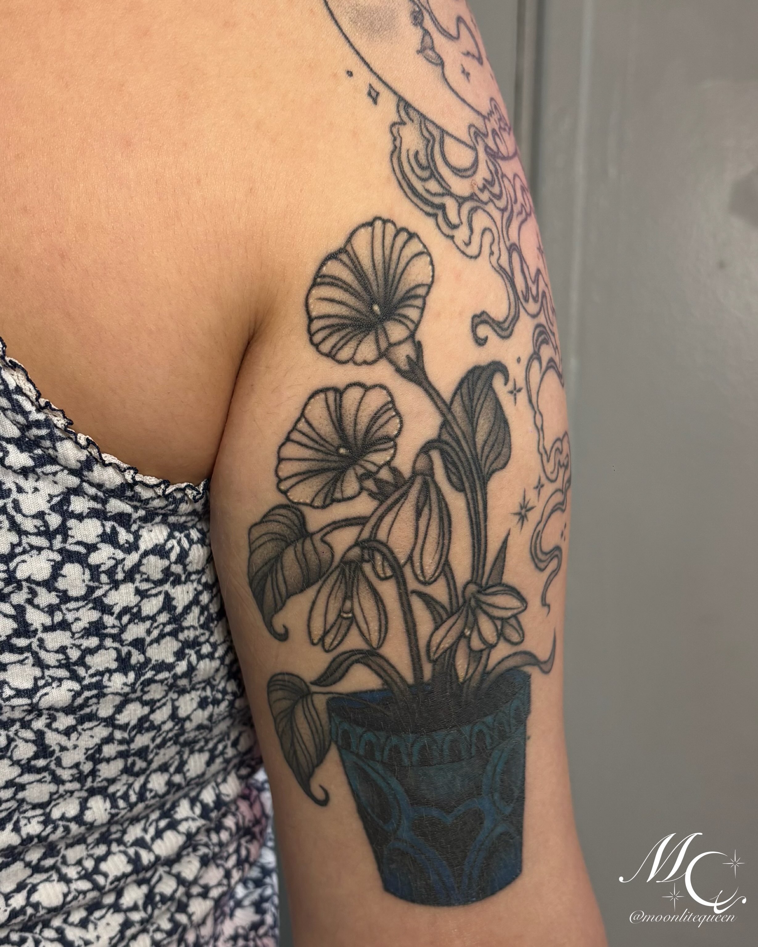 Tattoo by @moonlitequeentattooist — black_and_grey