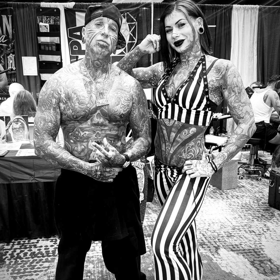 Full body black and grey tattoo on the torso by ⛓️ 𝓑𝓻𝓸𝓸𝓴𝓮𝓵𝓵𝓮 𝓑𝓸𝓶𝓫𝓼𝓱𝓮𝓵𝓵𝓮 ⛓️