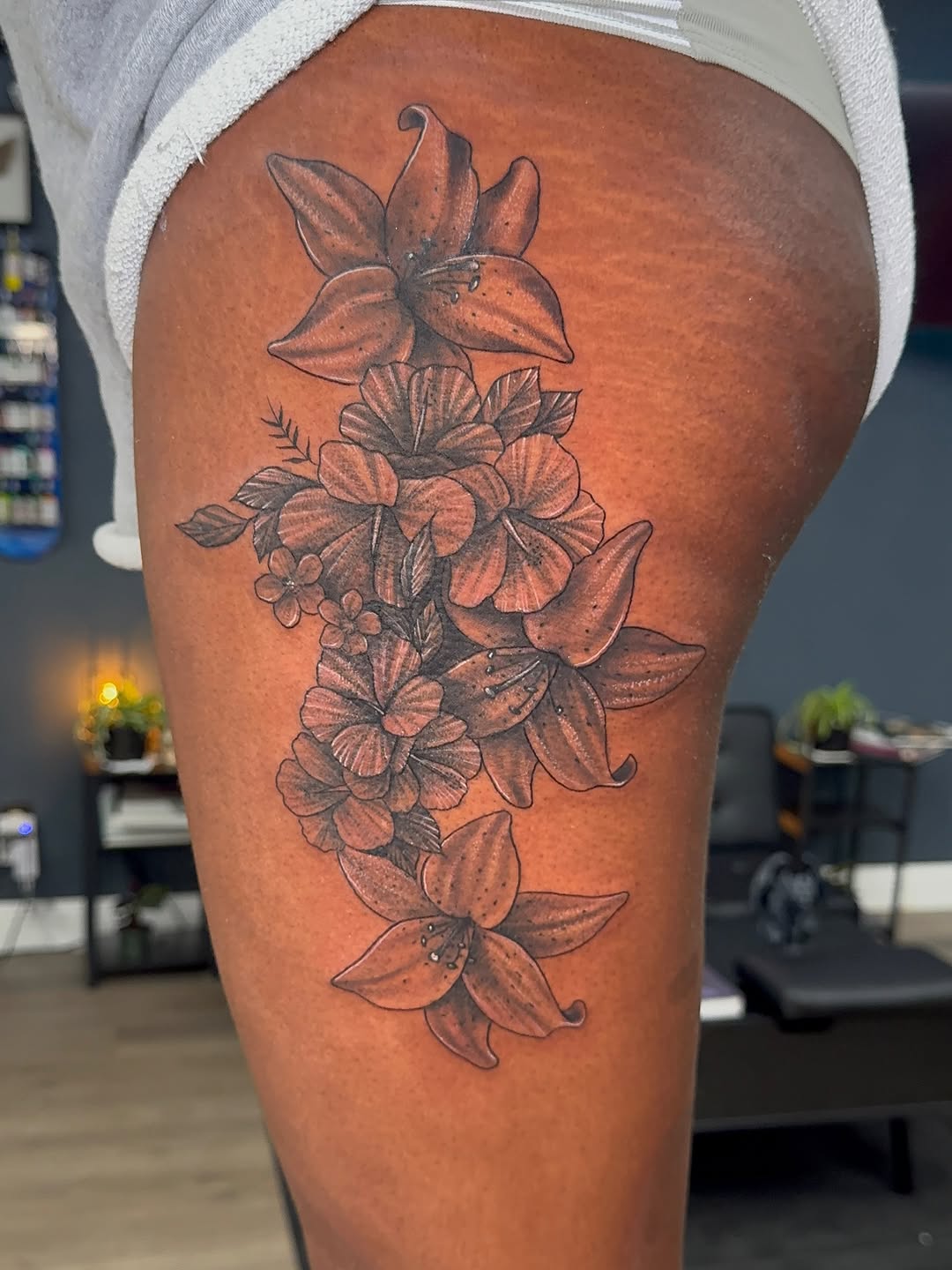 Tattoo by @robbie_ramos_tattoos β black_and_grey, realism