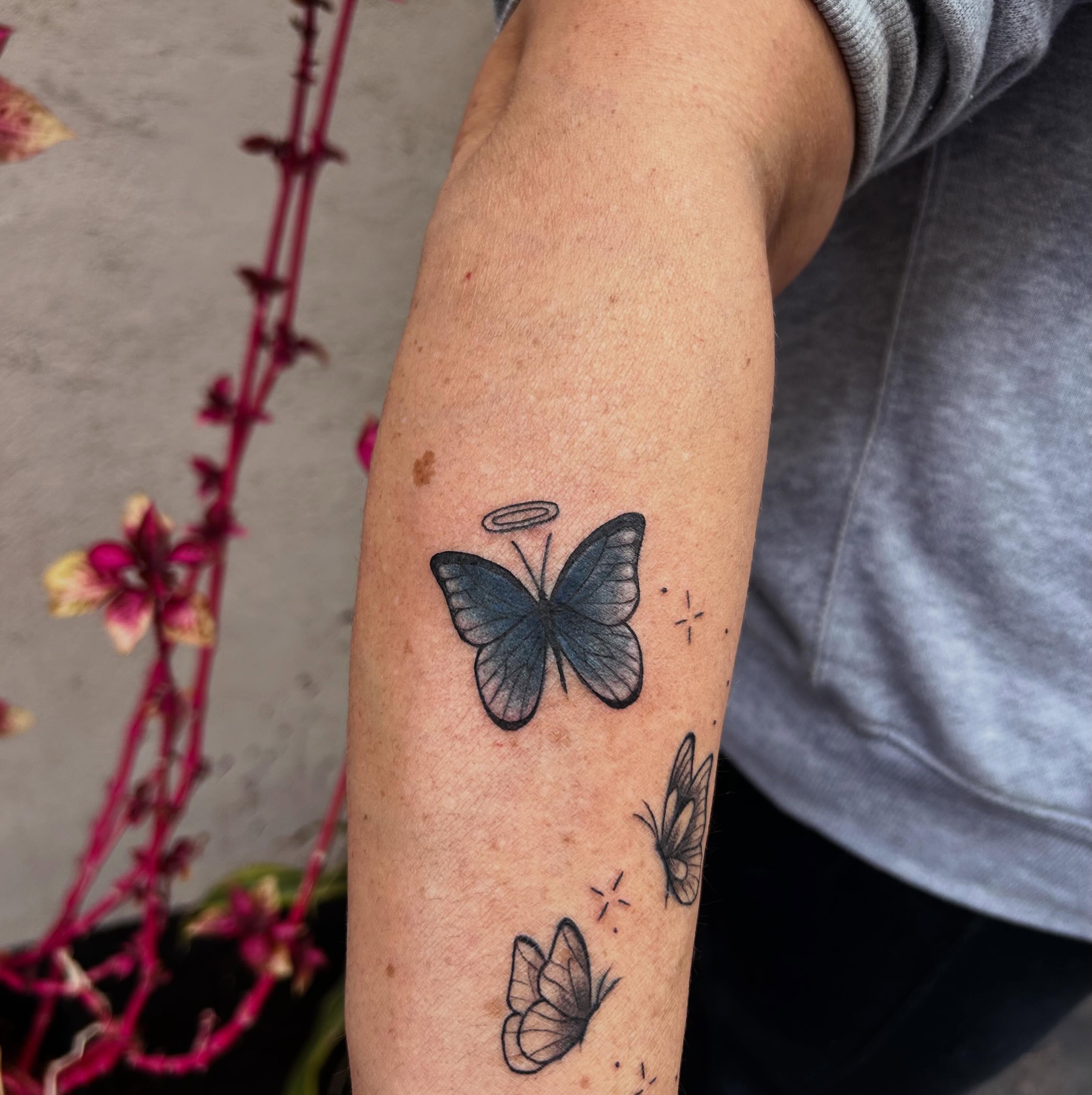 Tattoo by @birdytattoos_ — black_and_grey
