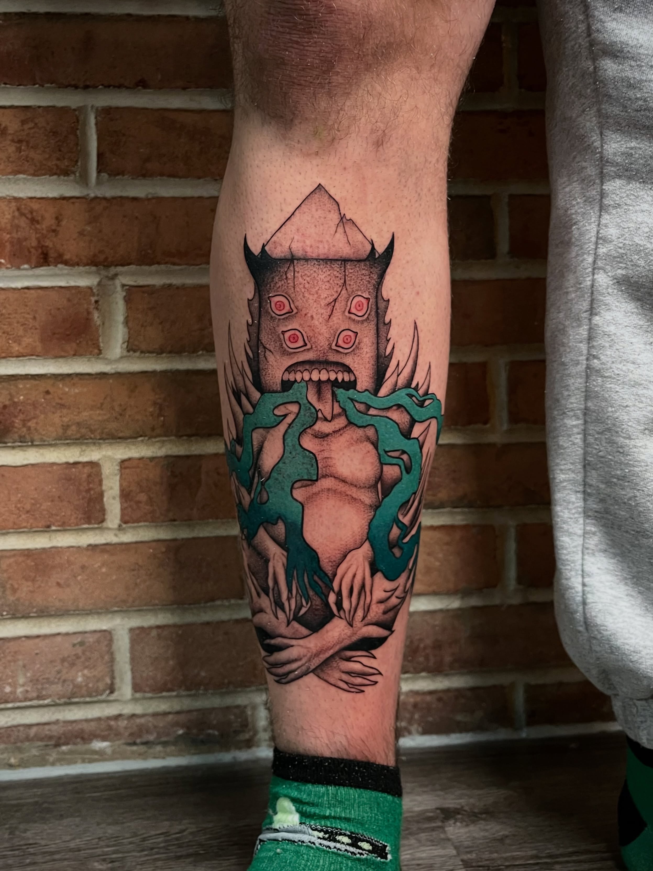 Tattoo by @fairyytaylzz — american_traditional, dark_realism