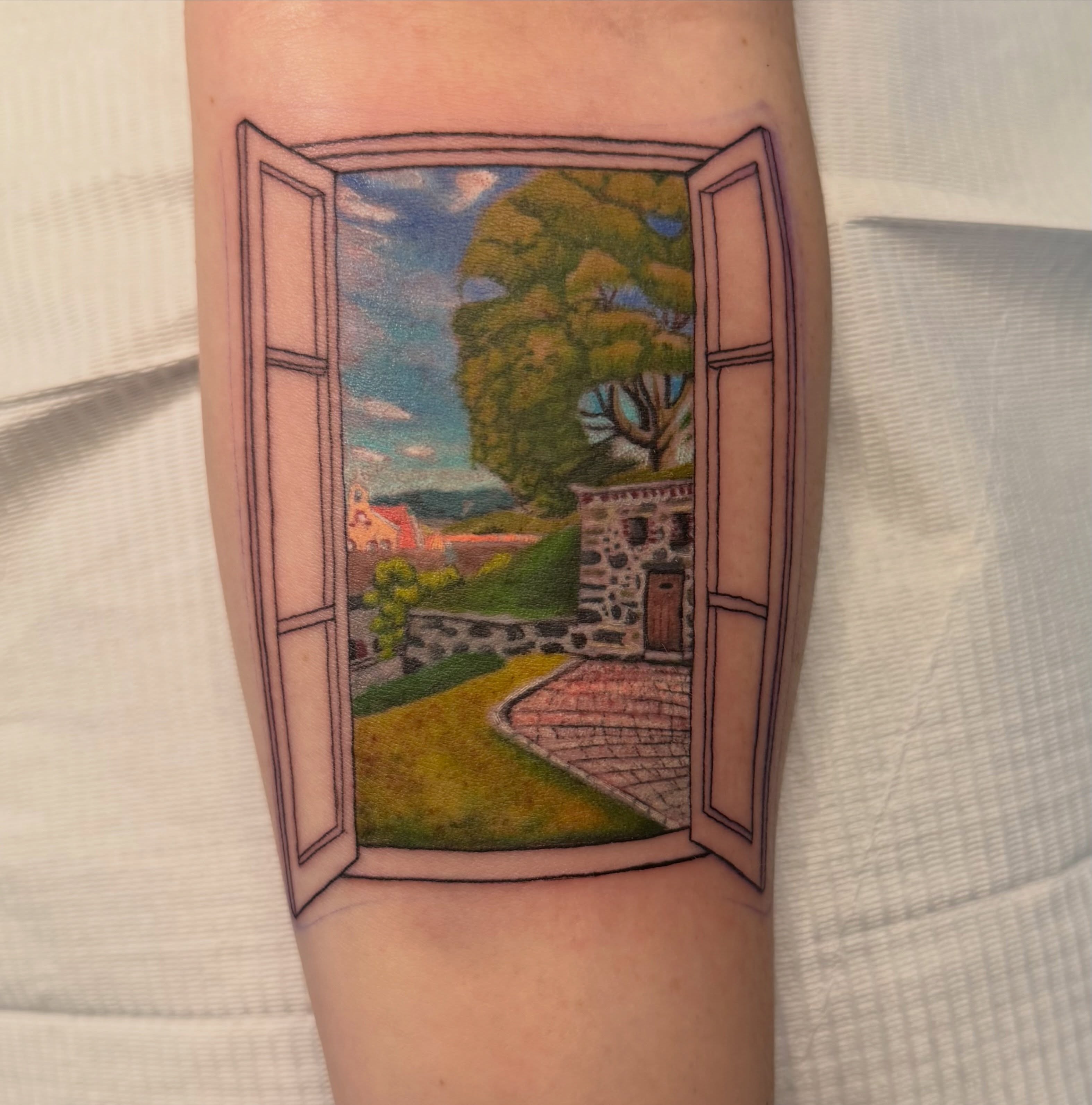 Tattoo by @lizard_aullie_tattoos — realism