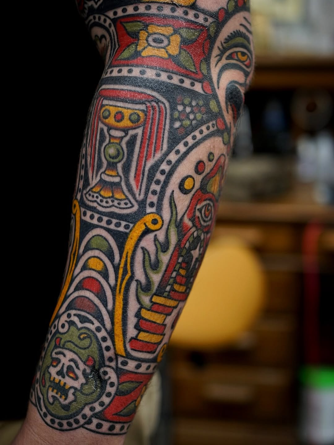 Tattoo by @jonnybearhands — american_traditional