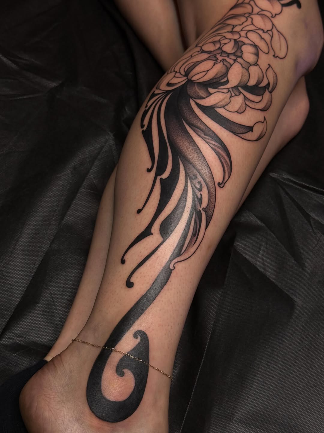 Tattoo by @kelsey.carmela — japanese_irezumi, black_and_grey