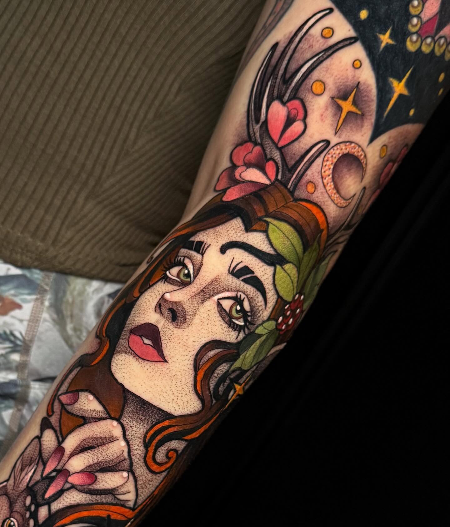 Tattoo by @aislynleigh — american_traditional, dotwork