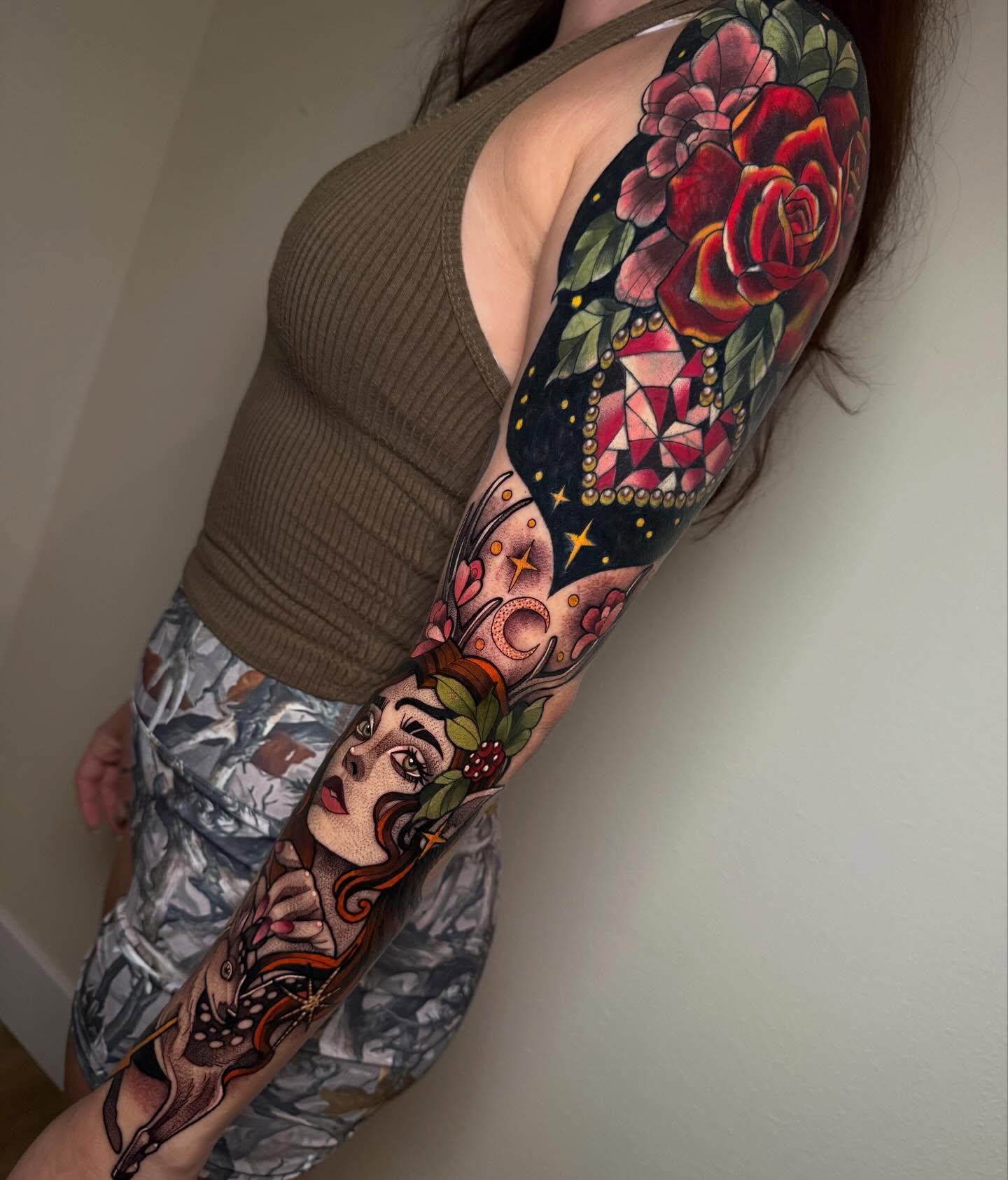 Tattoo by @aislynleigh — american_traditional, dotwork