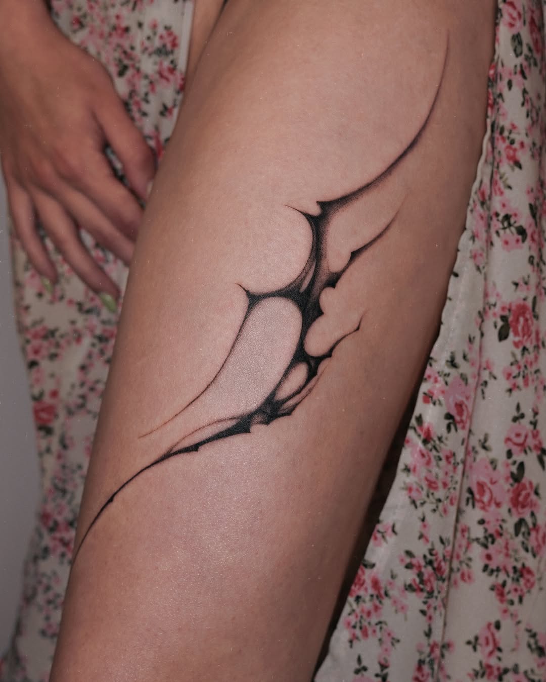 Tattoo by @maimaitatt — fine_line, black_and_grey