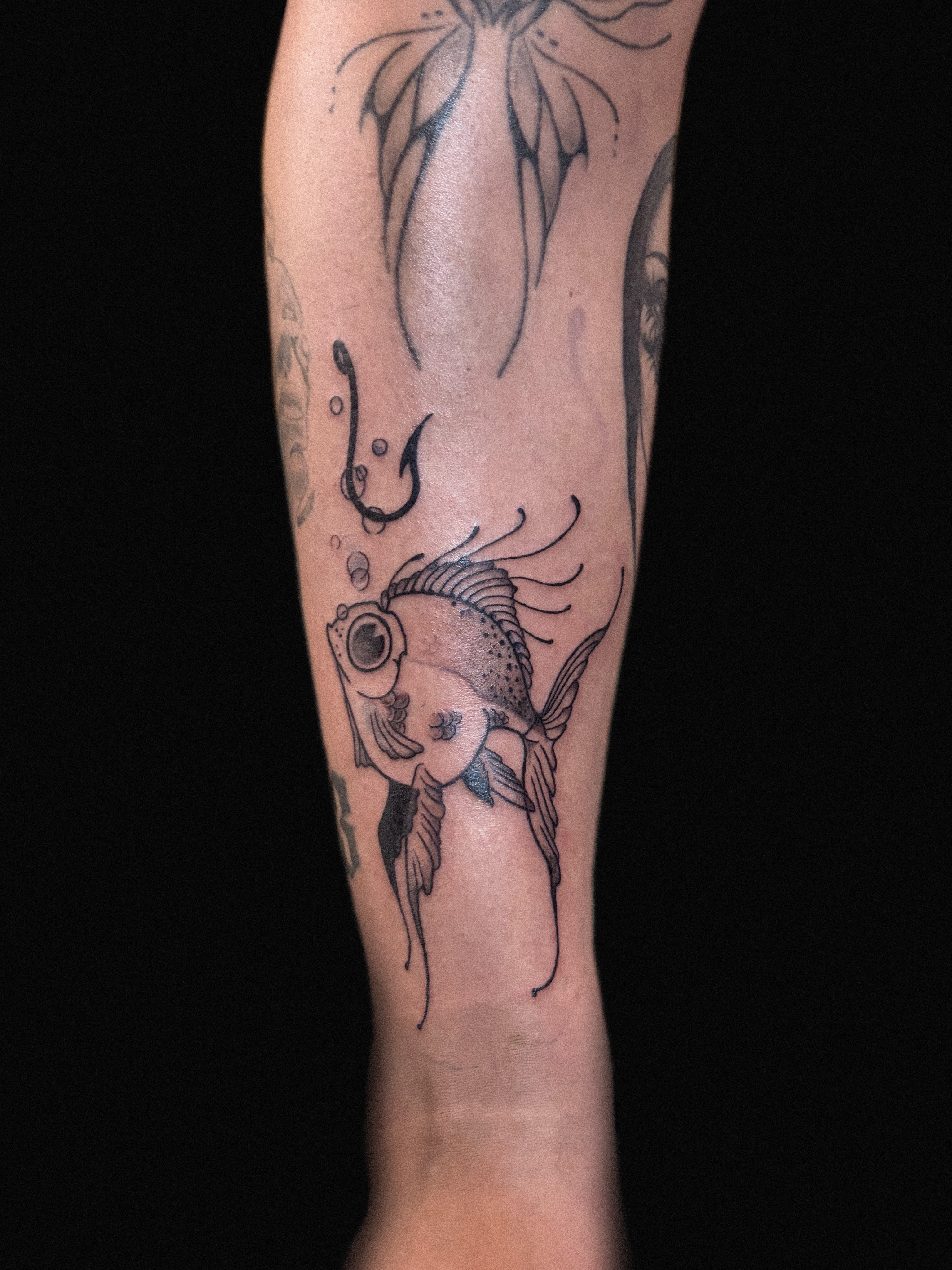 Tattoo by @collectitats โ black_and_grey